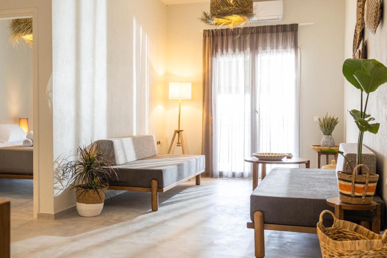 Dohos Skiathos Suites Ksanemos Екстериор снимка