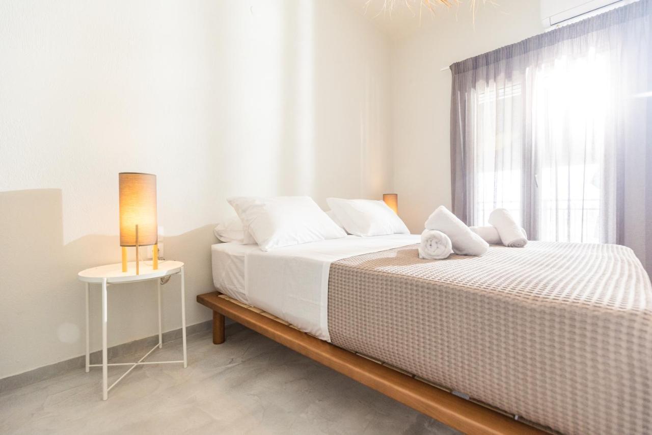 Dohos Skiathos Suites Ksanemos Екстериор снимка