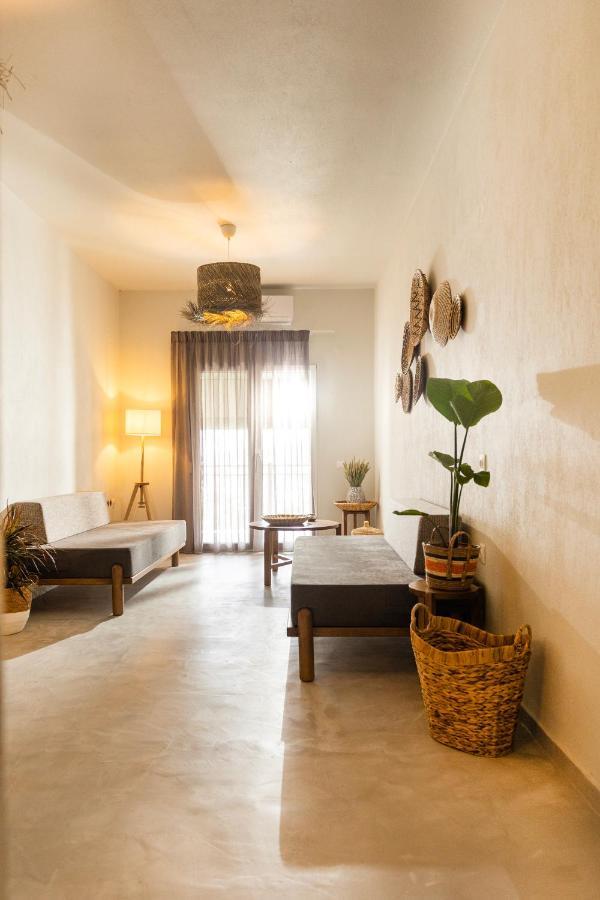 Dohos Skiathos Suites Ksanemos Екстериор снимка