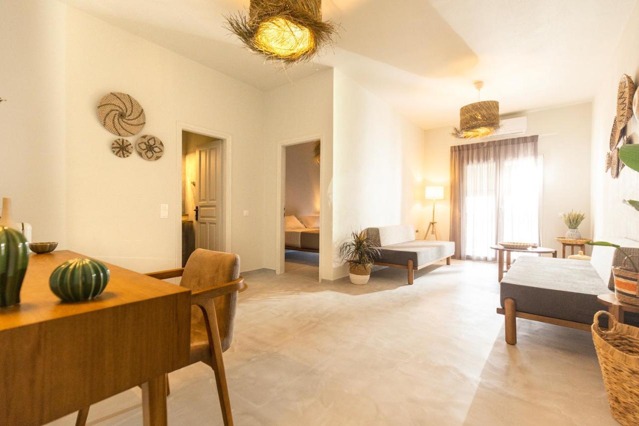 Dohos Skiathos Suites Ksanemos Екстериор снимка