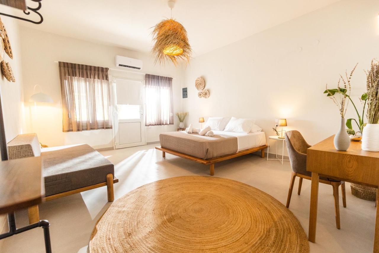 Dohos Skiathos Suites Ksanemos Екстериор снимка