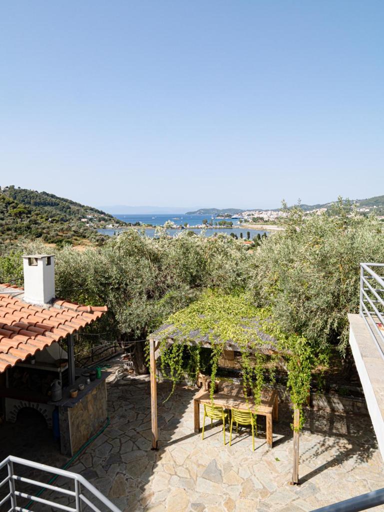 Dohos Skiathos Suites Ksanemos Екстериор снимка